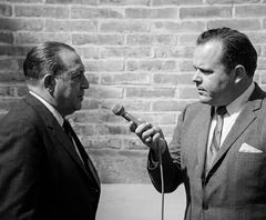 Agustín- Barrios Gómez entrevista a Juan Gil Preciado